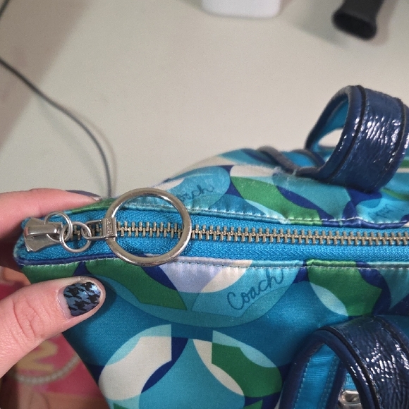 Coach Vibrant Blue and Green Poppy - Picture 6 of 9